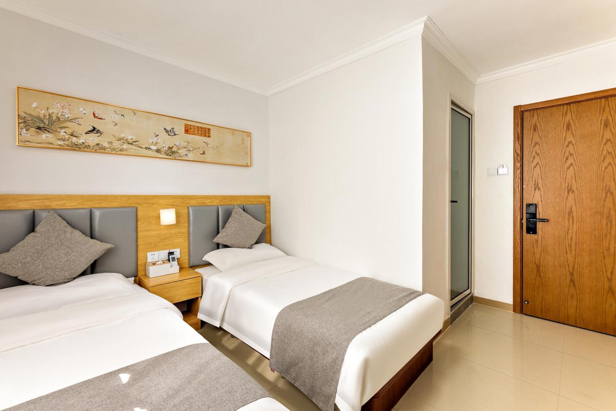 Hotel Happy Dragon.backpackers