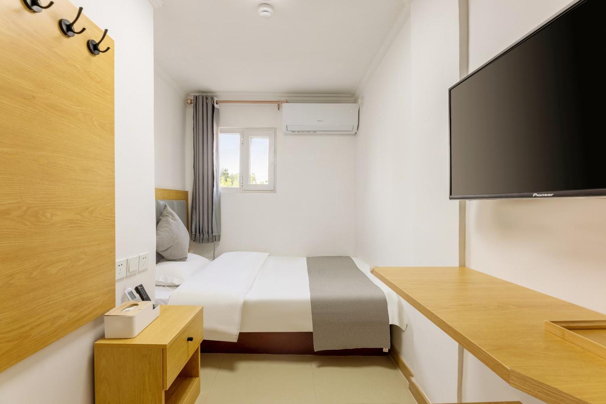 Happy Dragon.backpackers 3* Peking