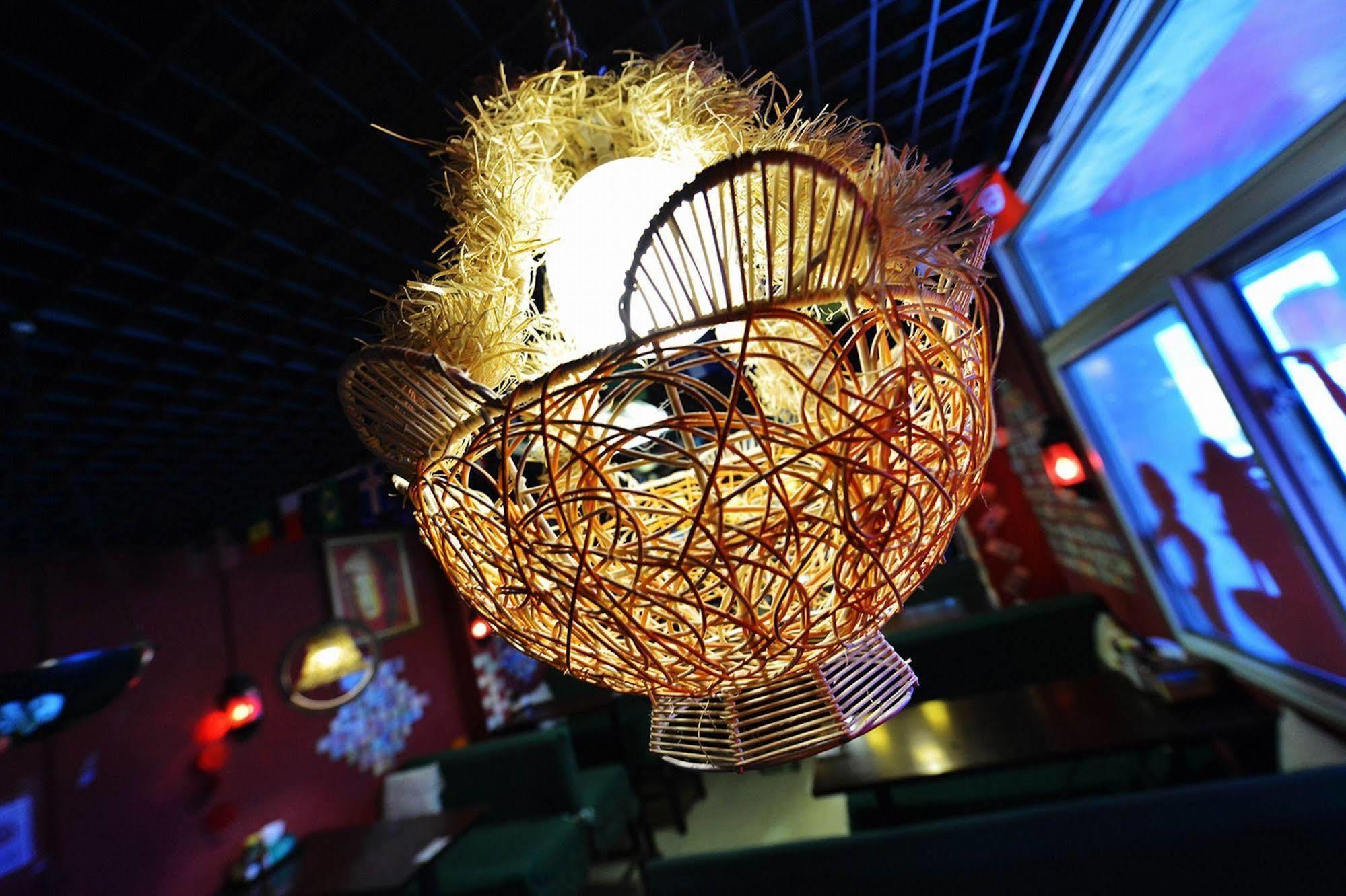 Hotel Happy Dragon.backpackers 3*